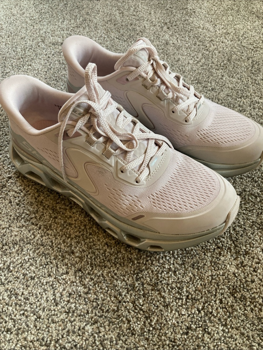 Skechers Womens Sneakers Sz 8  Glide-Step Altus Slip-ins Walking Shoes Pink Grey